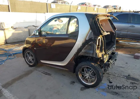 2013 Smart Fortwo Passion from USA, damaged, VIN WMEEJ3BAXDK717883